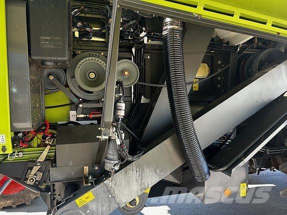 CLAAS Avero 240 Mähdrescher