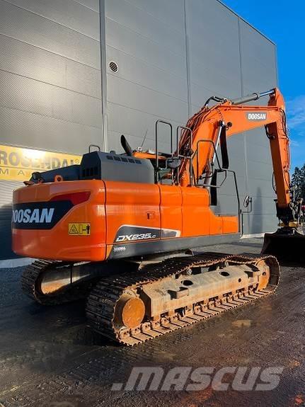 Doosan DX235LC-5 Raupenbagger