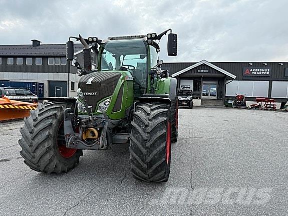Fendt 724 VARIO Traktoren