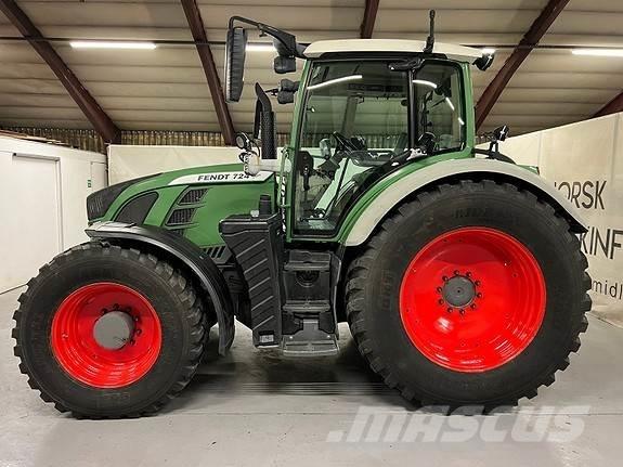 Fendt 724 Vario Traktoren