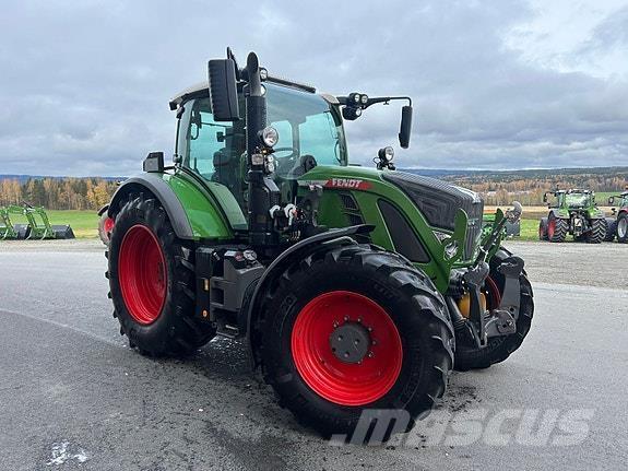 Fendt 724 VARIO Traktoren