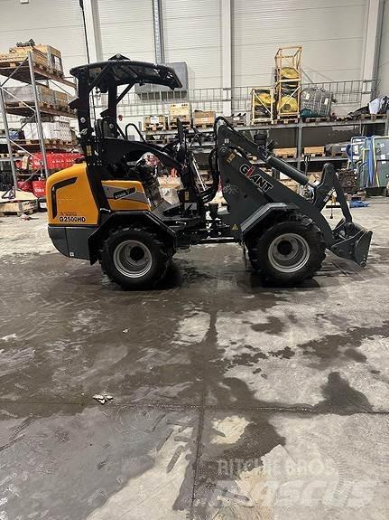 GiANT G2500HD+ Kompaktlader
