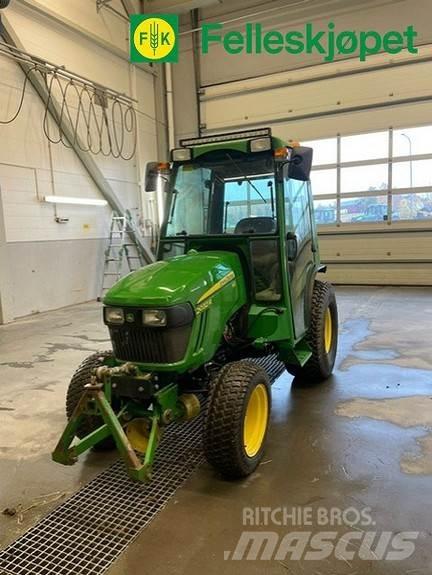 John Deere 2032R Traktoren