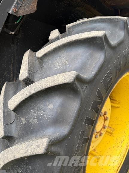 John Deere 2040 Traktoren