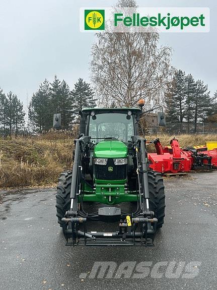 John Deere 5067E Traktoren