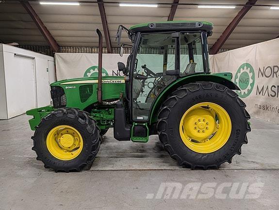 John Deere 5090G Traktoren