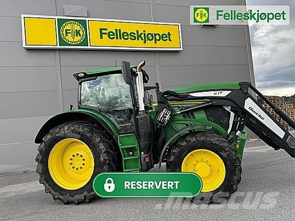 John Deere 6215R Traktoren