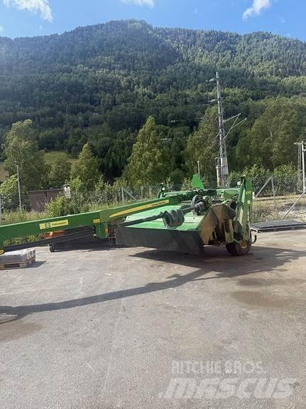 John Deere 630 Sonstige Grünlandgeräte