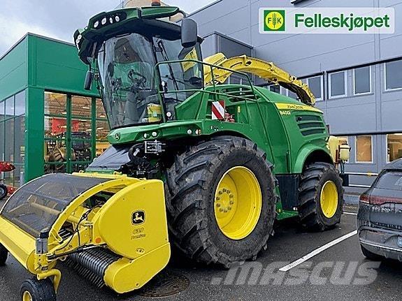 John Deere 8400 Schwader