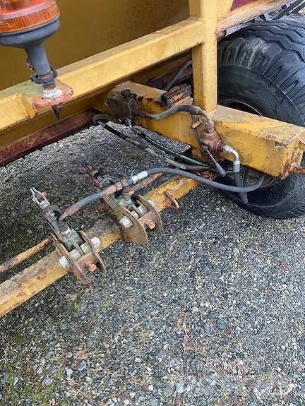 NC sandstrøer Sand- und Salzstreuer