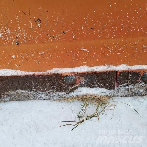 Sami 250 Schneeschilde und -pflüge