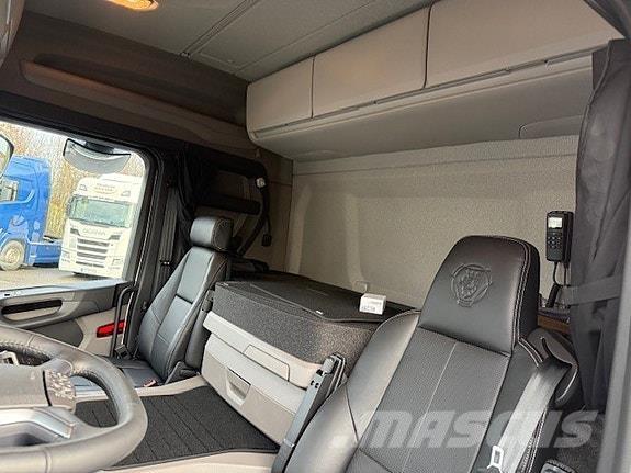 Scania P340 Kofferaufbau