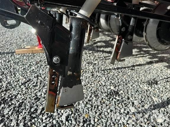 Simulta 2500LB Mineraldüngerstreuer