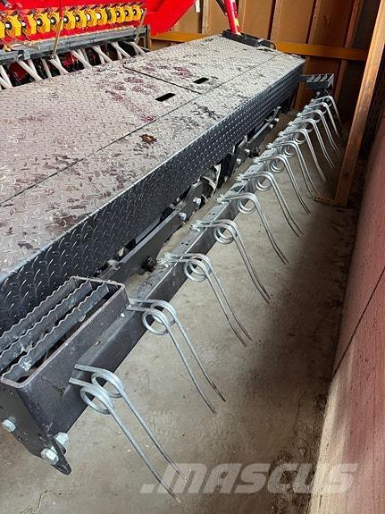 Simulta 3000ST Mineraldüngerstreuer