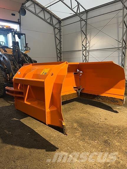 Tellefsdal H2 5200 Schneeschilde und -pflüge