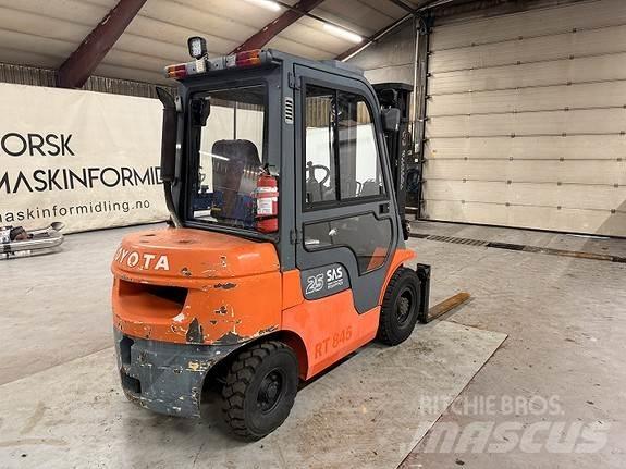 Toyota 62-FDF25 Diesel heftrucks