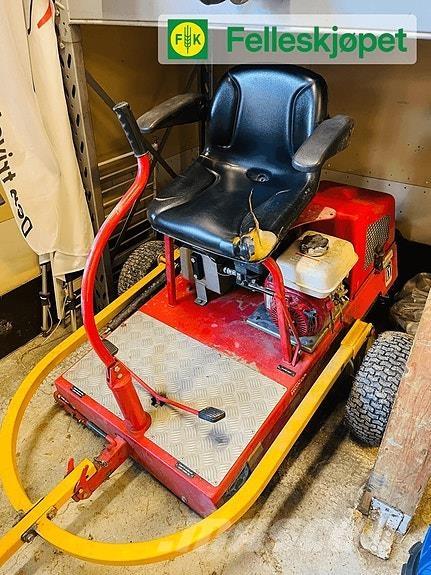  Tru Turf R52-11 Sonstige Kommunalmaschinen