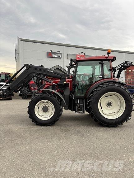 Valtra A134 Traktoren