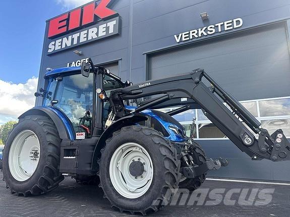 Valtra G135 Activ Traktoren