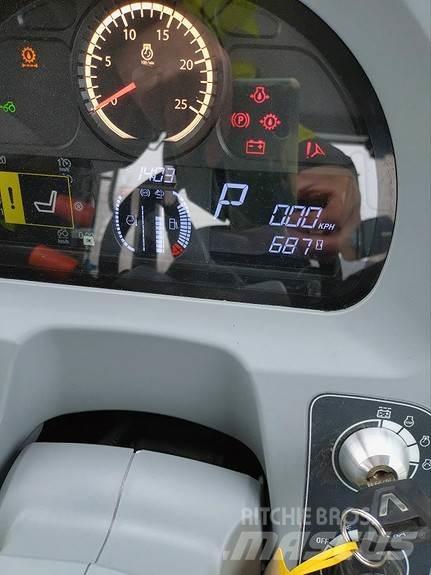 Valtra G135 Aktive Traktoren