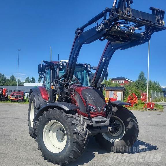 Valtra N 174 Traktoren