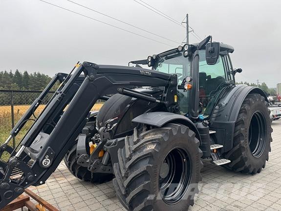 Valtra N 175 Traktoren