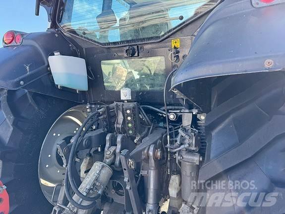 Valtra N123 Traktoren