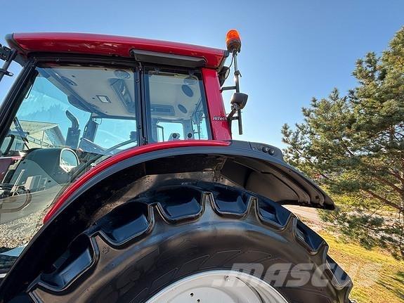 Valtra N123H Traktoren