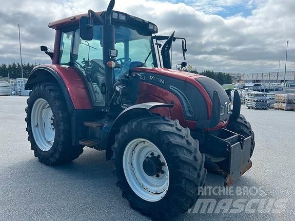 Valtra N142 D Traktoren