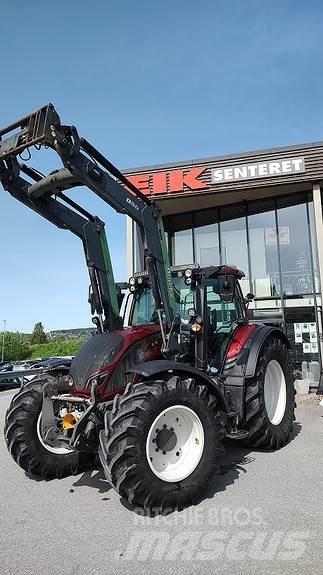 Valtra N174 Versu Traktoren