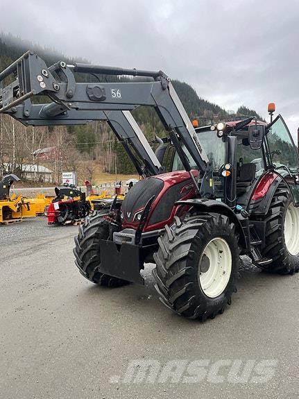 Valtra N174 Versu Traktoren