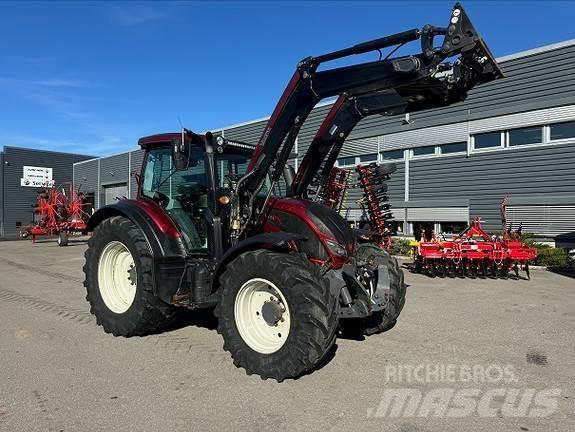 Valtra N174V Traktoren