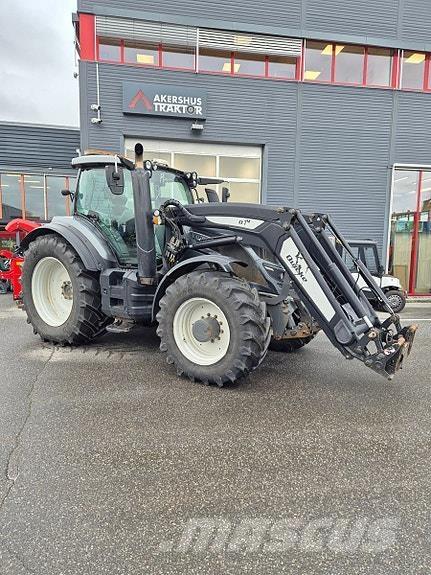 Valtra T 234 Versu Traktoren
