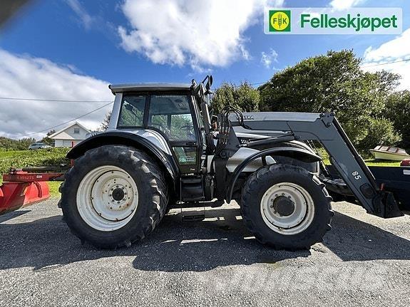 Valtra T190 Traktoren