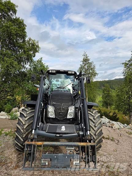 Valtra T193H Traktoren