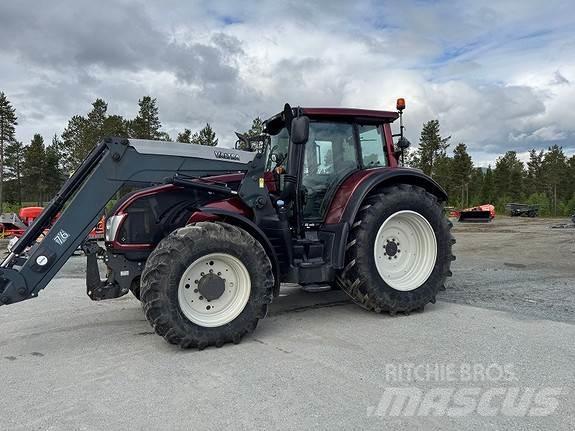Valtra T203 Traktoren