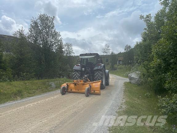Valtra T203 Traktoren