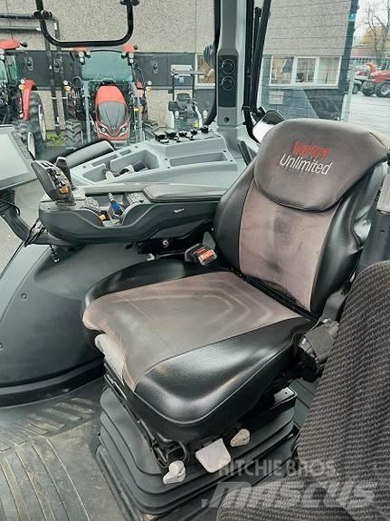 Valtra T234 Traktoren