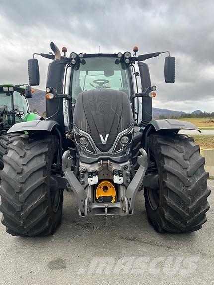 Valtra T234D Traktoren