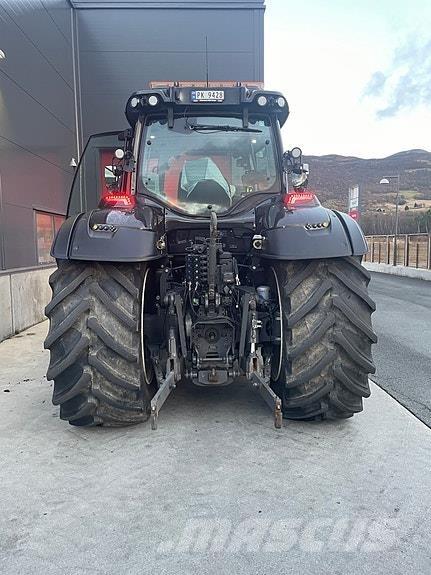 Valtra T235 Direct Traktoren