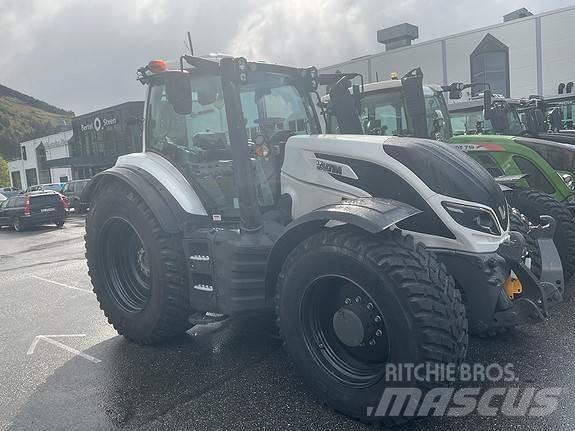 Valtra T254V Traktoren