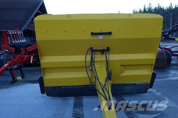 Vama 5 kubikk Sonstige Schneeräumgeräte