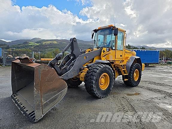 Volvo L90E Radlader