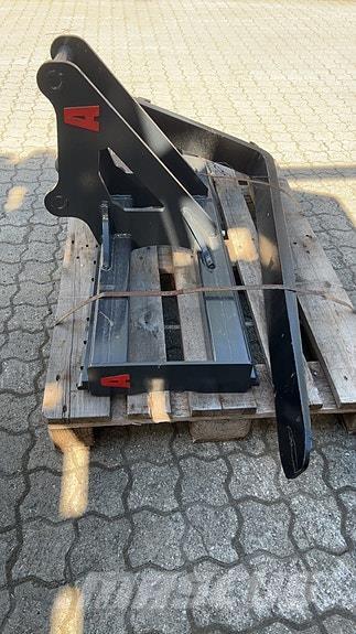   Sonstige Landmaschinen