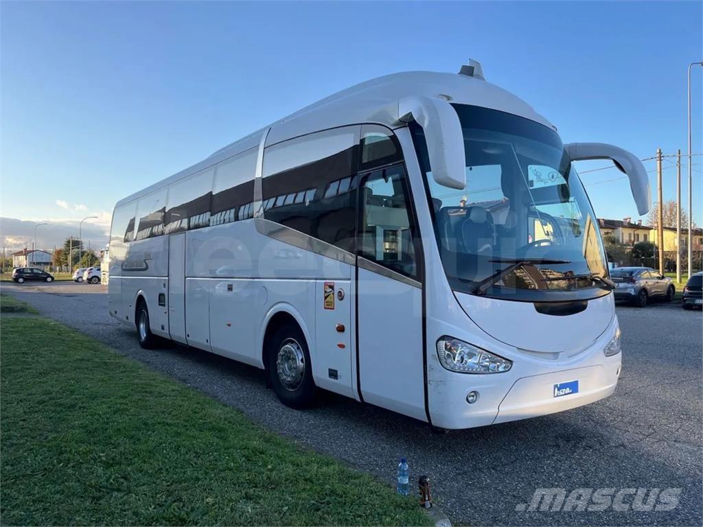  Irizar i6 Reisebusse