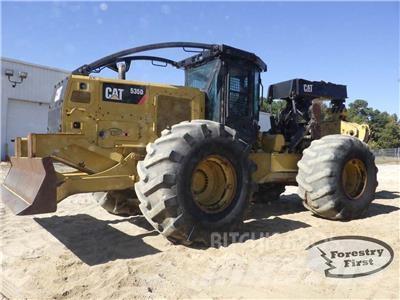 CAT 535D Stammholzschlepper