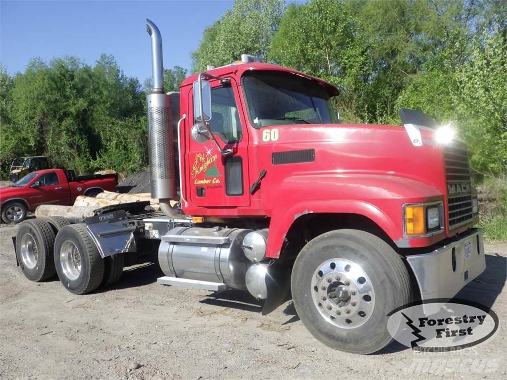 Mack CHN613 Sonstige Forstmaschinen
