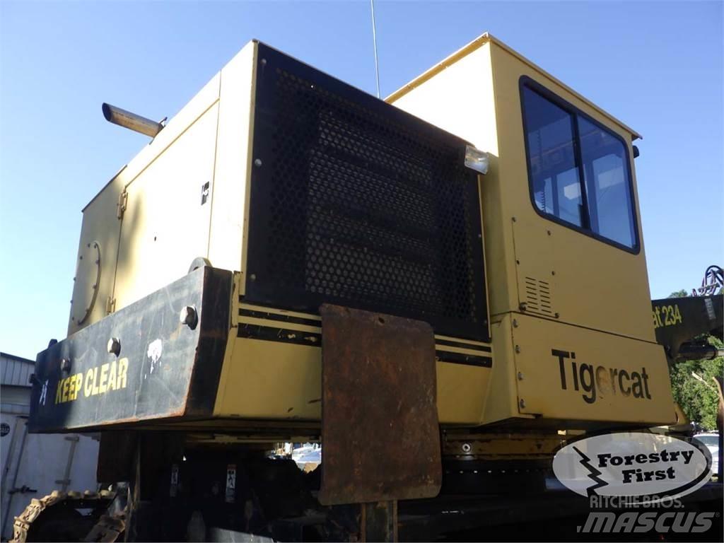 Tigercat 234 Gelenkausleger Lader