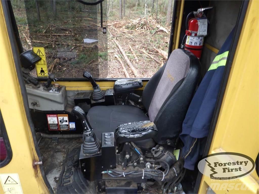 Tigercat 234B Gelenkausleger Lader