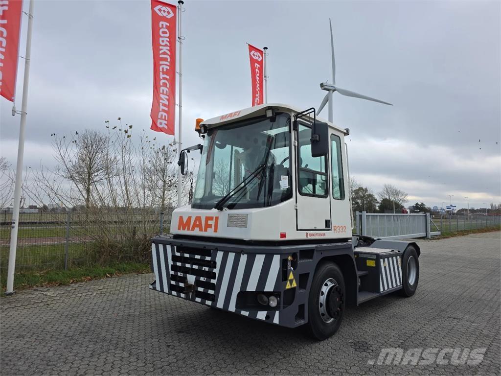 Mafi R332 4x4 Terminalzugmaschinen